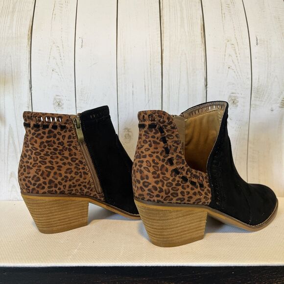 Corkys Boutique Women's Split Black/ Leopard Print Ankle Bootie Block Heel Sz 9 - Picture 5 of 10